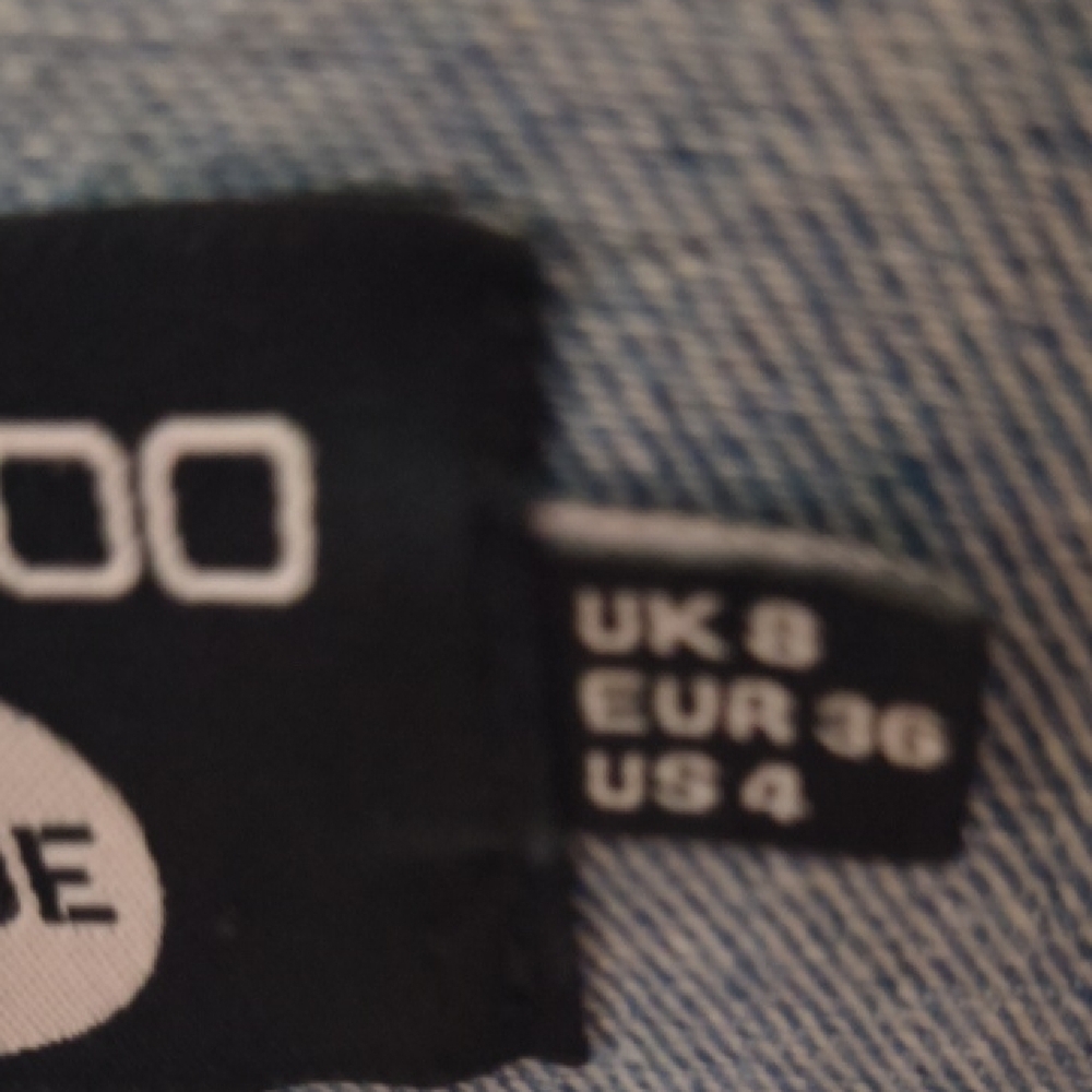 Boohoo Classic Blue Jean Jacket - Picture 3 of 4